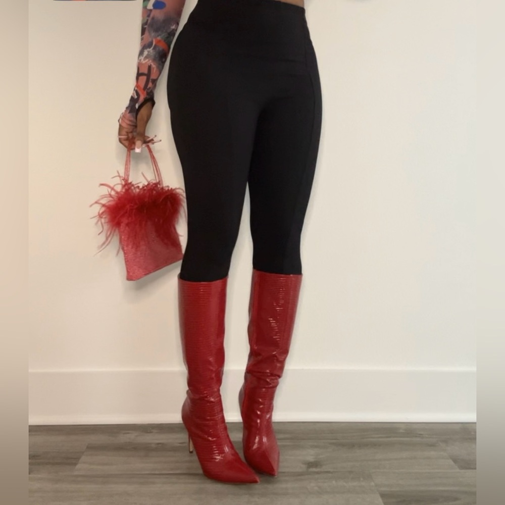 Women's Red Knee-High Pointed Toe Stiletto Boots - Picture 2 of 4
